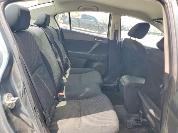 2012 MAZDA 3 Sport/GX