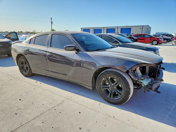 2018 DODGE CHARGER SXT