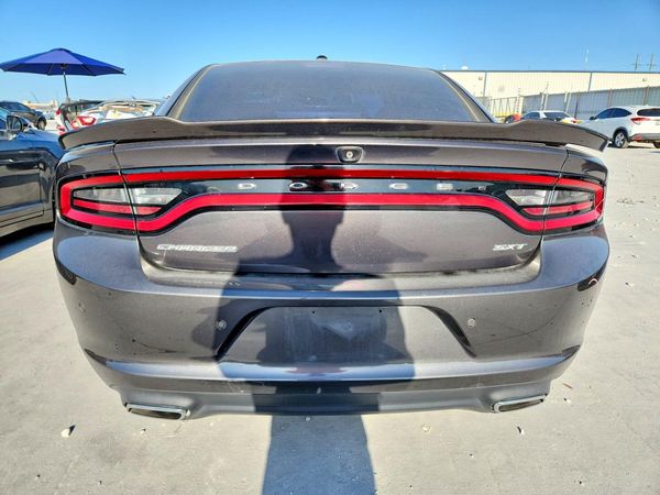2018 DODGE CHARGER SXT