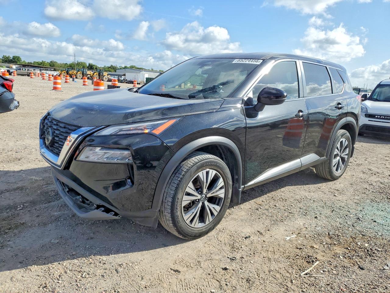 2023 NISSAN ROGUE SV — Front 3/4