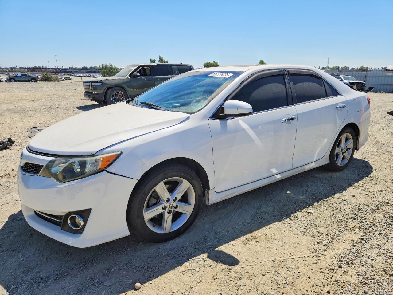 2014 TOYOTA CAMRY