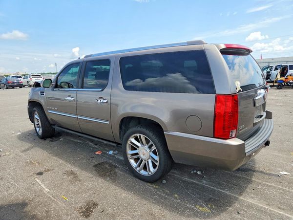 2012 CADILLAC ESCALADE