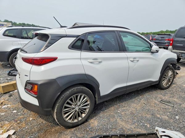 2018 HYUNDAI KONA SEL with Tech Pkg