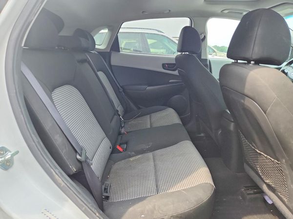 2018 HYUNDAI KONA SEL with Tech Pkg