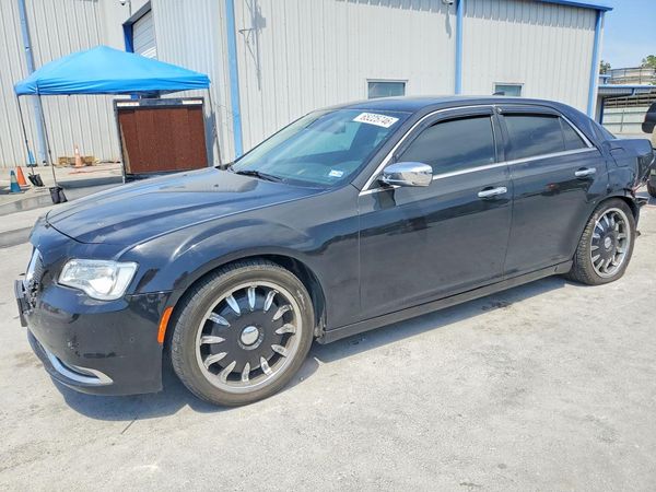 2016 CHRYSLER 300 — DSFA — Front 3/4