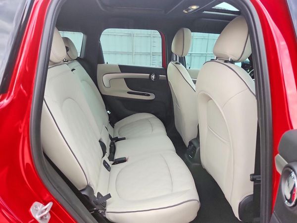 2024 MINI COOPER