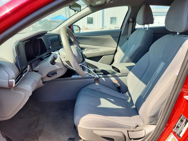 2021 HYUNDAI ELANTRA