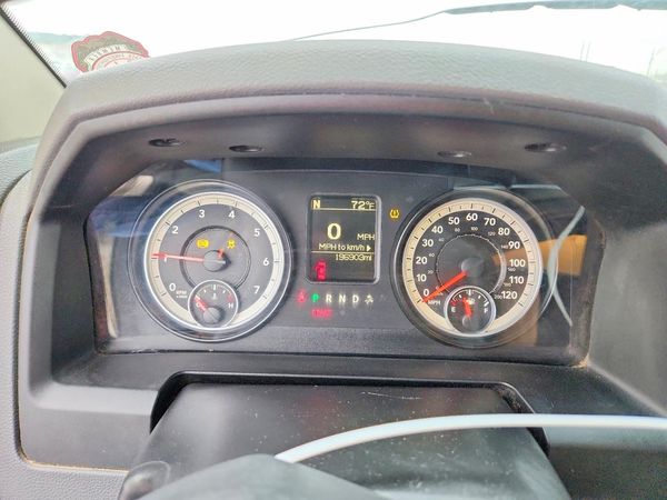 2014 RAM 1500 SLT QUAD CAB 4X2