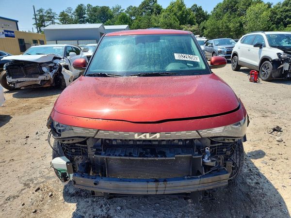 2023 KIA SOUL LX, S