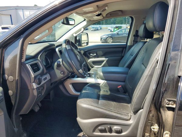 2018 NISSAN TITAN — DENT