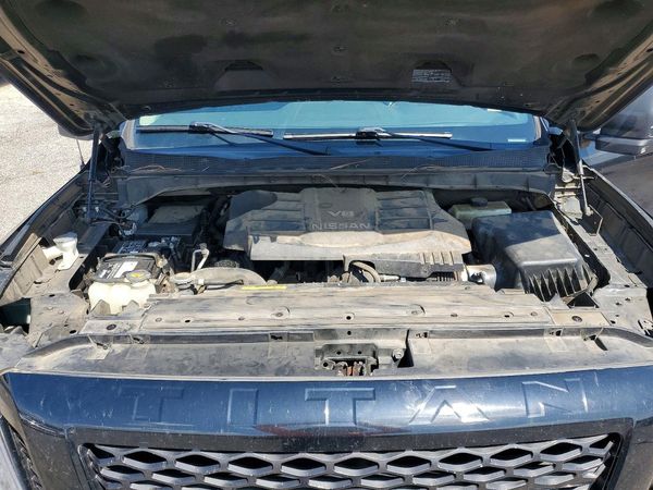 2018 NISSAN TITAN — Engine bay