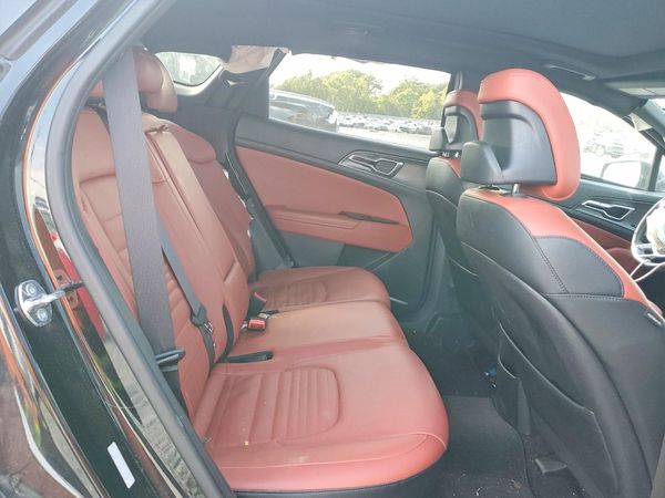 2025 KIA SPORTAGE SX