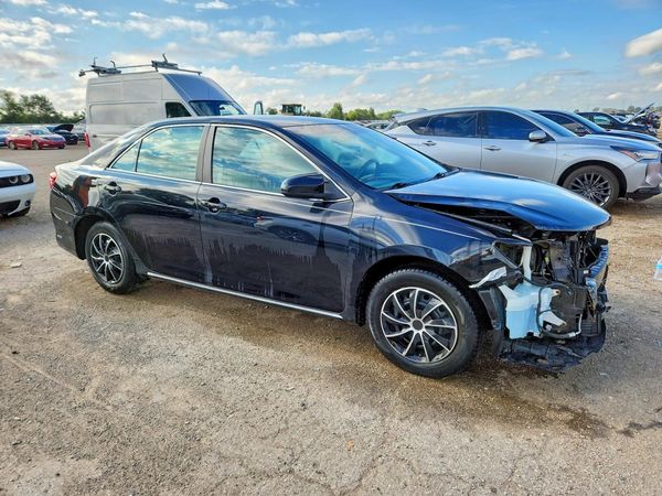 2013 TOYOTA CAMRY — Passenger 3/4