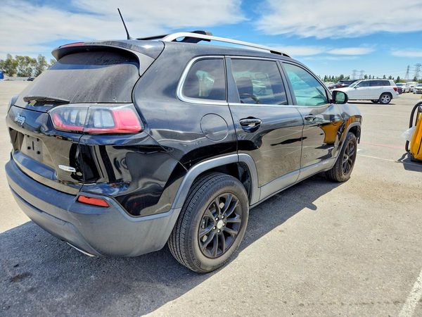 2019 JEEP CHEROKEE LATITUDE 4X4