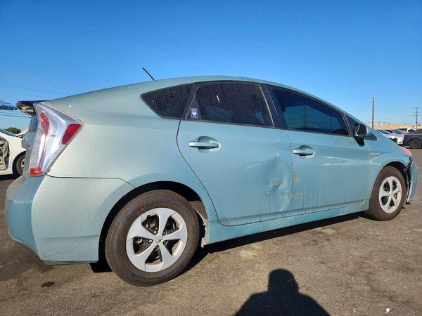 2013 TOYOTA PRIUS