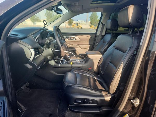 2020 CHEVROLET TRAVERSE Premier — DENT