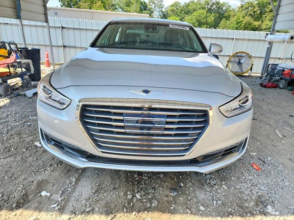 2017 GENESIS G90