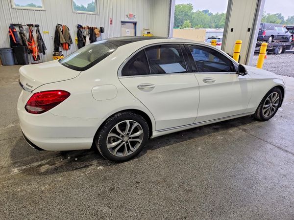 2016 MERCEDES-BENZ C C300-4M