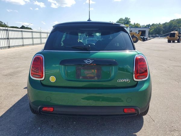 2022 MINI COOPER