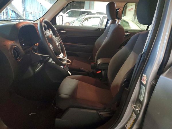 2022 JEEP CHER 4D LATITUDE