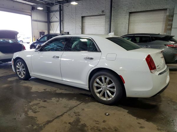 2018 CHRYSLER 300