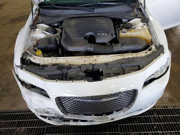 2018 CHRYSLER 300