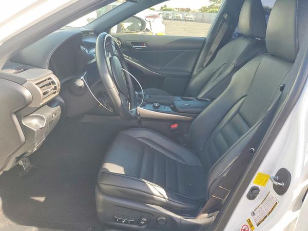 2015 LEXUS IS