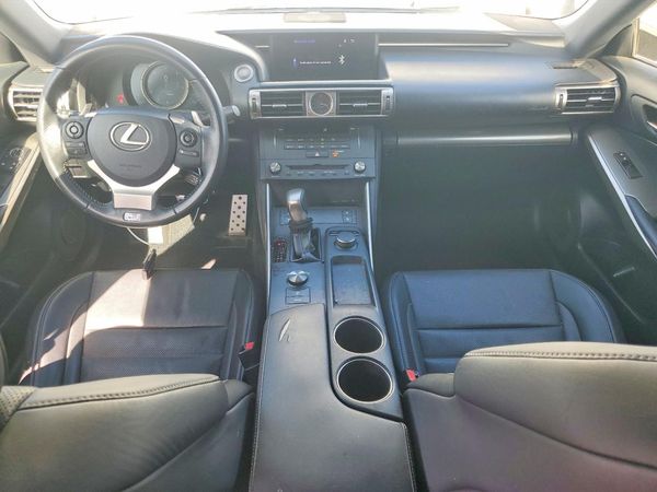 2015 LEXUS IS