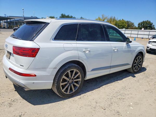 2019 AUDI Q7 quattro Prestige