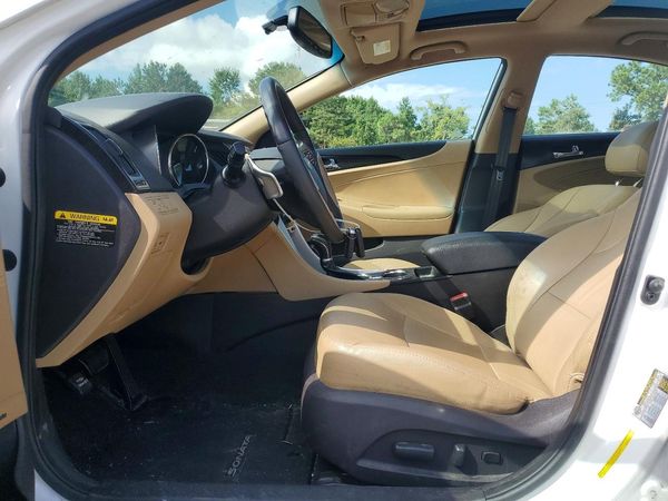 2012 HYUNDAI SONATA Middle level