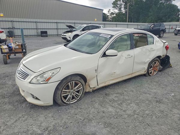 2013 INFINITI G37
