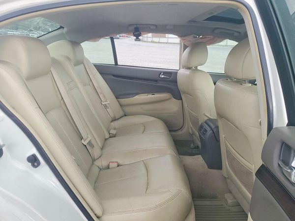 2013 INFINITI G37