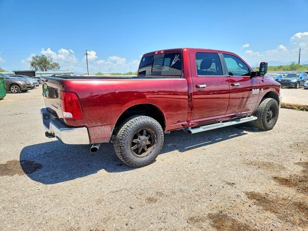 2016 RAM 2500 SLT CREW CAB 4X4
