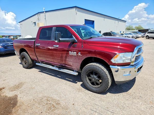 2016 RAM 2500 SLT CREW CAB 4X4