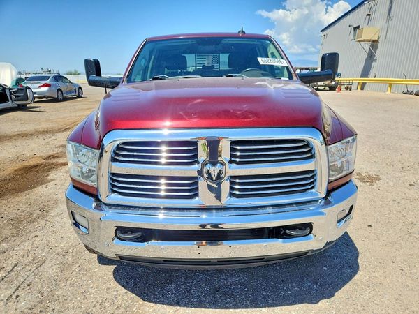 2016 RAM 2500 SLT CREW CAB 4X4