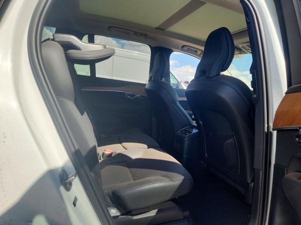 2024 VOLVO XC90 Plus Bright