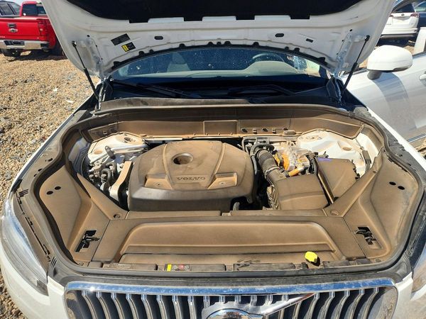 2024 VOLVO XC90 Plus Bright