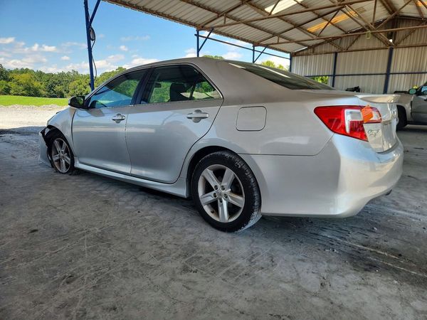 2013 TOYOTA CAMRY