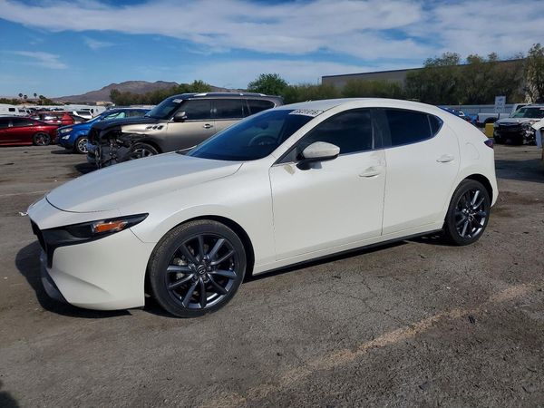 2020 MAZDA 3