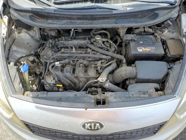 2016 KIA RIO LX A/T