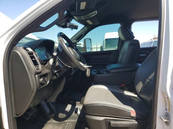 2026 RAM 3500 TRADESMAN CREW CAB 4X4