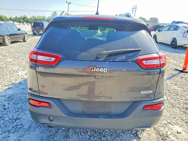 2017 JEEP CHEROKEE LATITUDE FWD