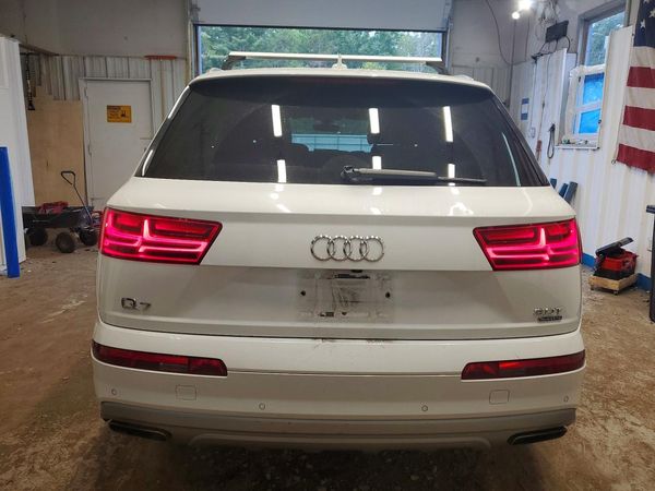 2018 AUDI Q7