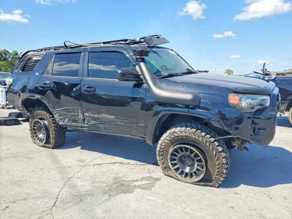 2018 TOYOTA 4RUNNER