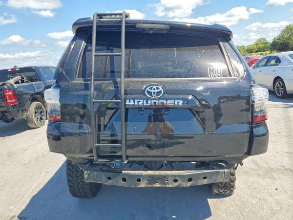 2018 TOYOTA 4RUNNER