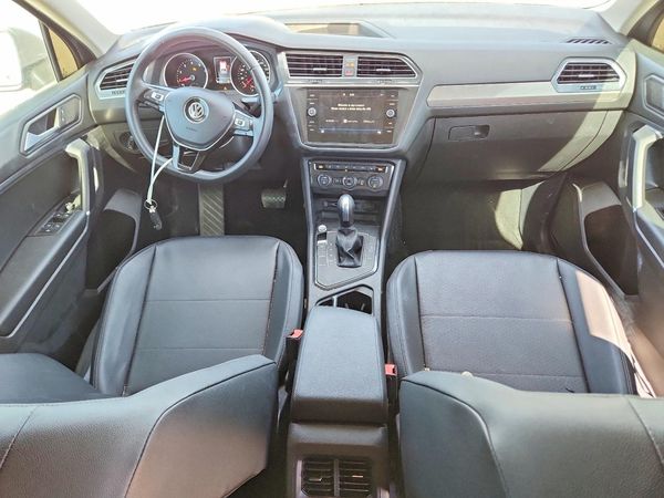 2020 VOLKSWAGEN TIGUAN SE, SEL
