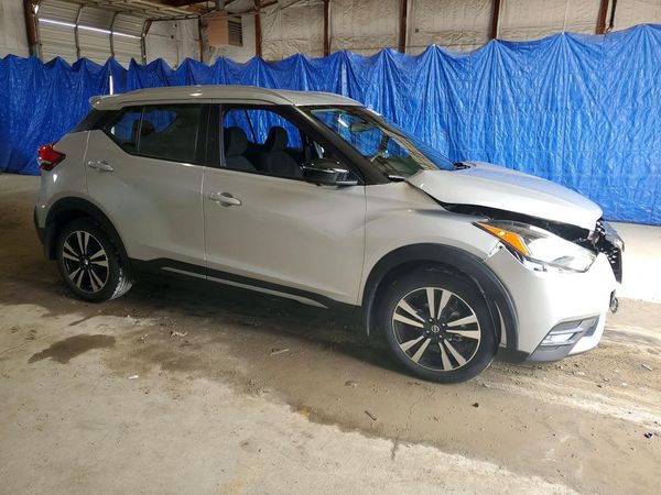 2020 NISSAN KICKS