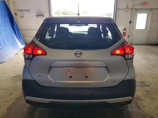 2020 NISSAN KICKS