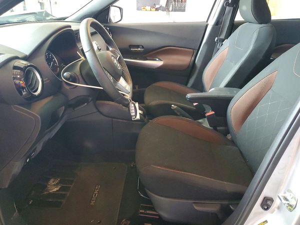 2020 NISSAN KICKS
