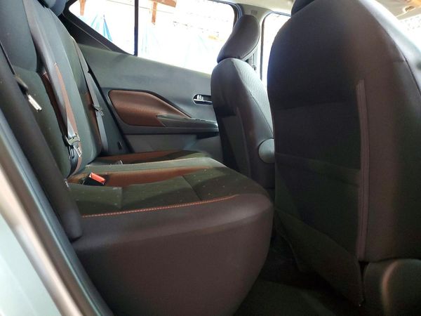 2020 NISSAN KICKS